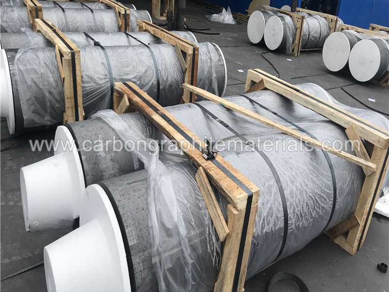 uhp 700 mm graphite electrodes